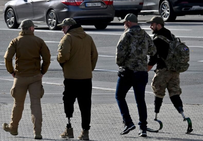 Более миллиона ветеранов считают, что государство не защищает их права: заявление омбудсмена