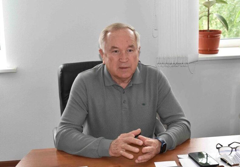 Сотни участков, VIP-авто и торговля из РФ? Что скрывает бизнес-империя Виктора Кияновского