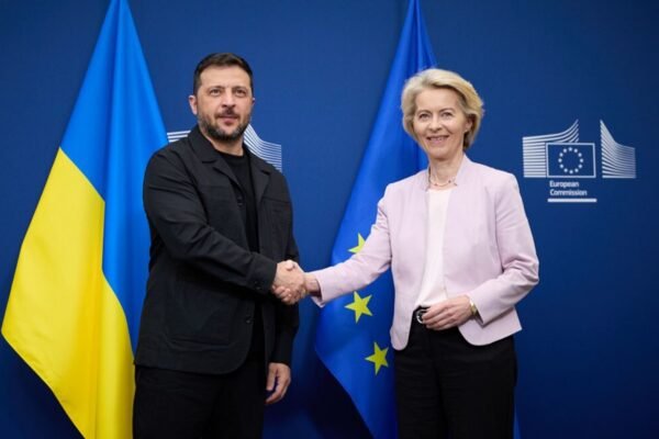 Страны ЕС согласовали открытие еще двух переговорных кластеров для Украины