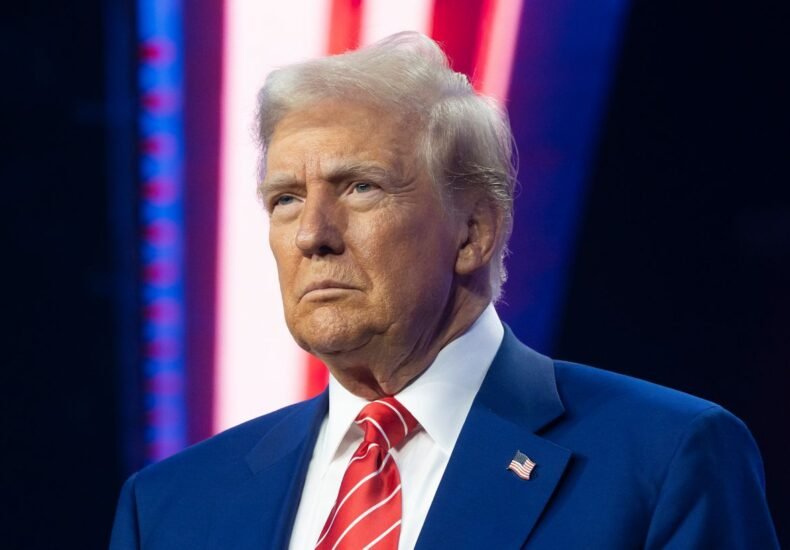 Время на исходе. В Конгрессе США призвали Трампа ввести "адские санкции" Грэма против России