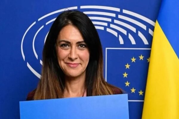 Кризис в Олешках: вице-президент Европарламента объявила голодовку