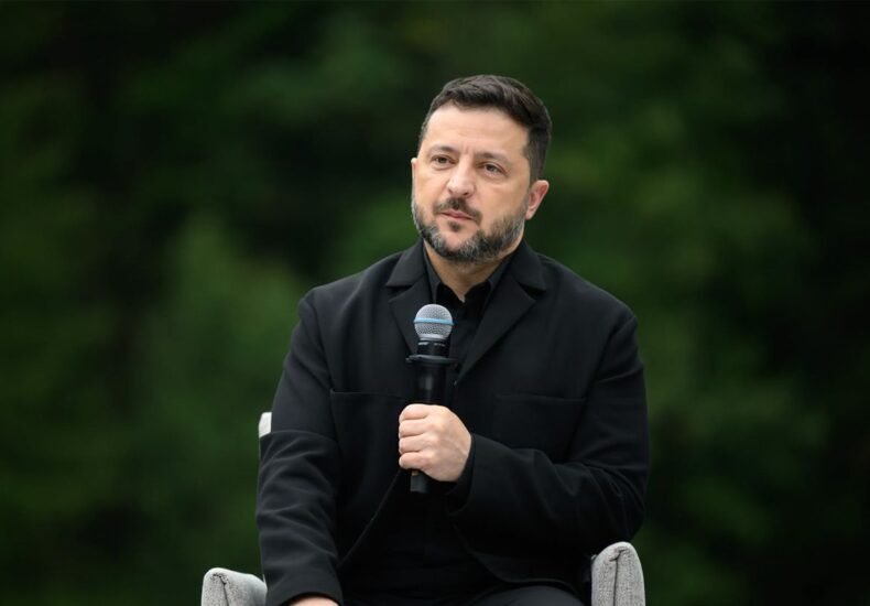 Украина заплатила за ракеты в Patriot, но США их задерживают, - Зеленский