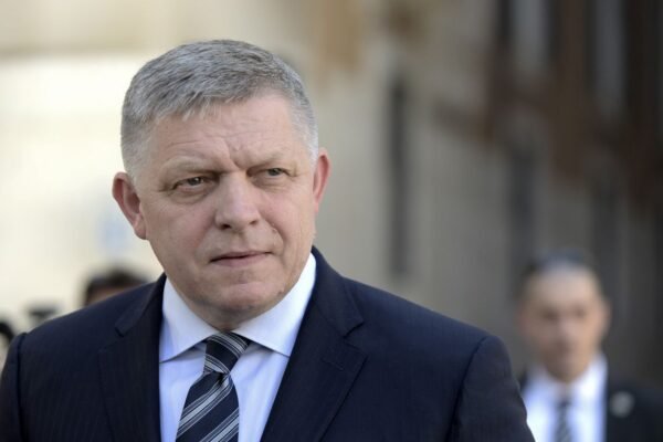 Словакия и Венгрия отказались финансировать новый заем для Украины от ЕС на 2027 год