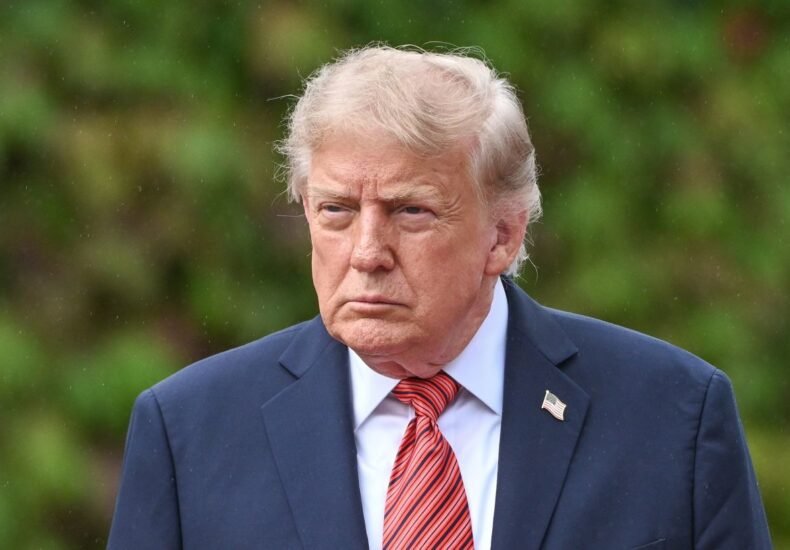 Трамп отказался усиливать санкции против РФ, поскольку считает, что "мир близок"