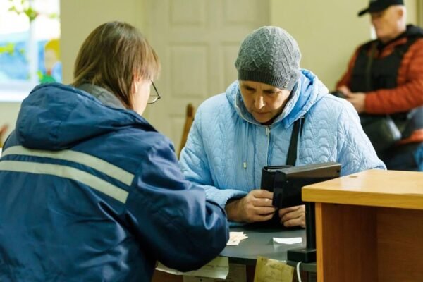 Потеряли документы из-за войны: Кабмин принял новые правила подтверждения пенсионного стажа