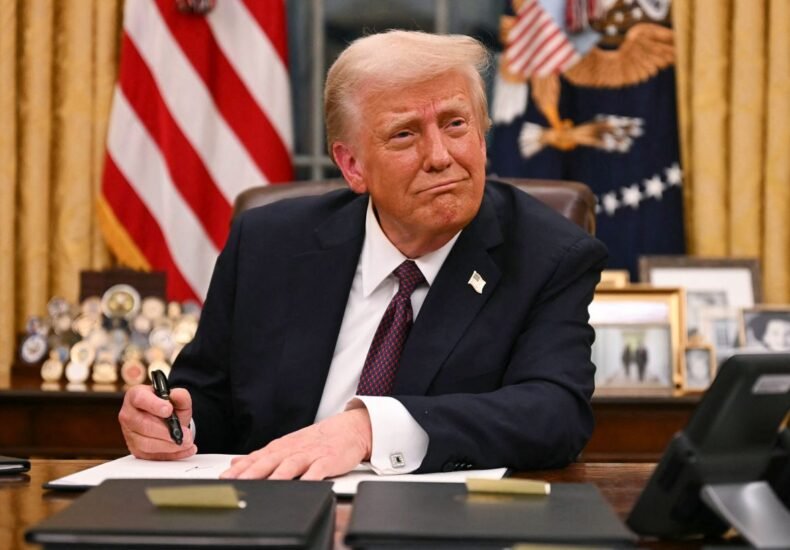 Трамп приостановил санкции против России, которые продвигал Линдси Грэм