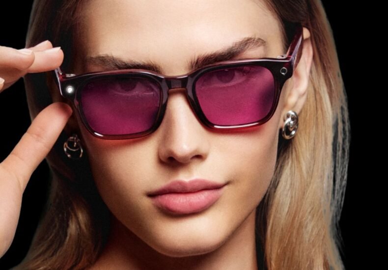 Тайно записывали разговоры: в смарт-очках Ray-Ban Meta обнаружили баг