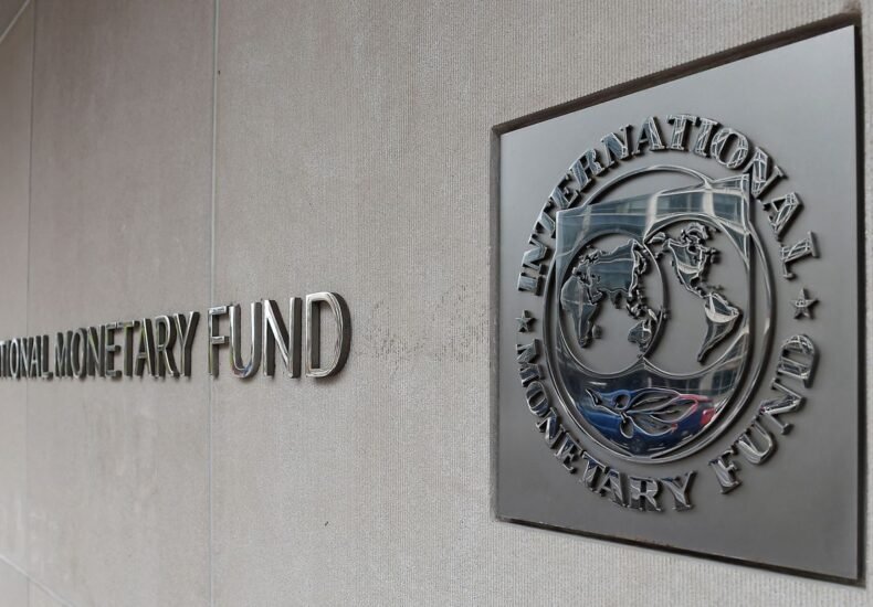 Украина стала вторым крупнейшим должником МВФ в мире