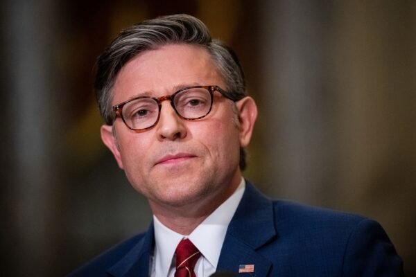 США на пороге трехсторонних переговоров по Украине, - спикер Конгресса Джонсон